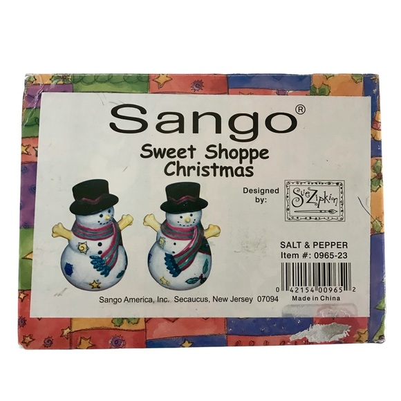 SANGO Sweet Shoppe Christmas Snowman by Sue Zipkin Salt & Pepper Shaker Set - Picture 6 of 6